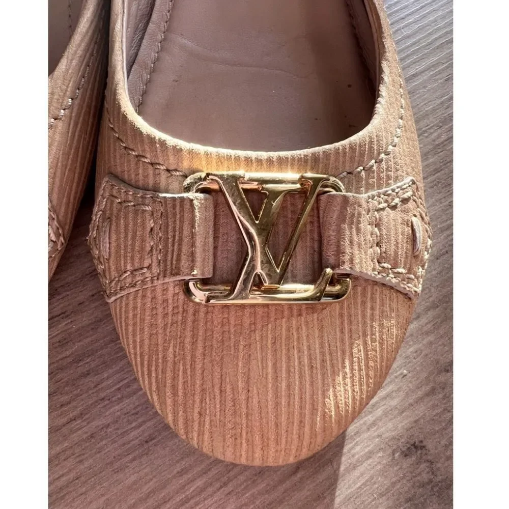 Louis Vuitton Beige Flats with Gold Accent